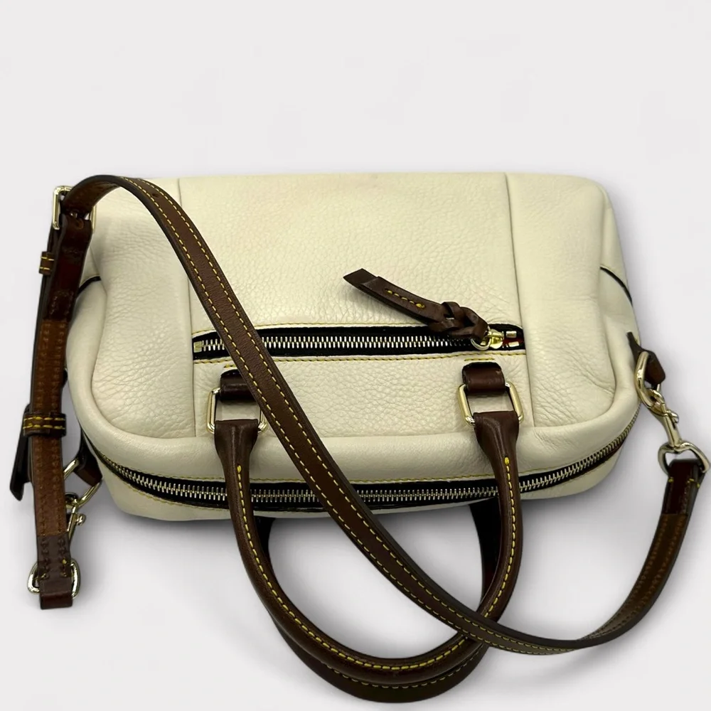 ⭐️⭐️SOLD⭐️⭐️ Dooney & Bourke Samba Leather Square Pocket Lock Satchel_10